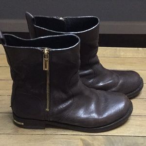 Tory Burch Boots